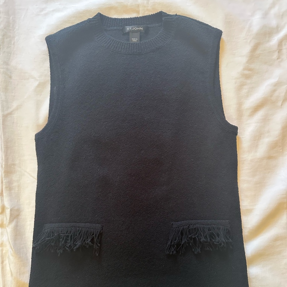 St. John Knits Black Sleeveless Fringe Sweater Top S